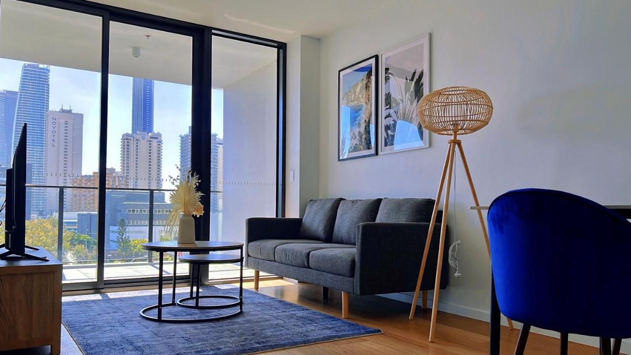 E.S. Surfers Paradise Apartment Gold Coast Exterior photo