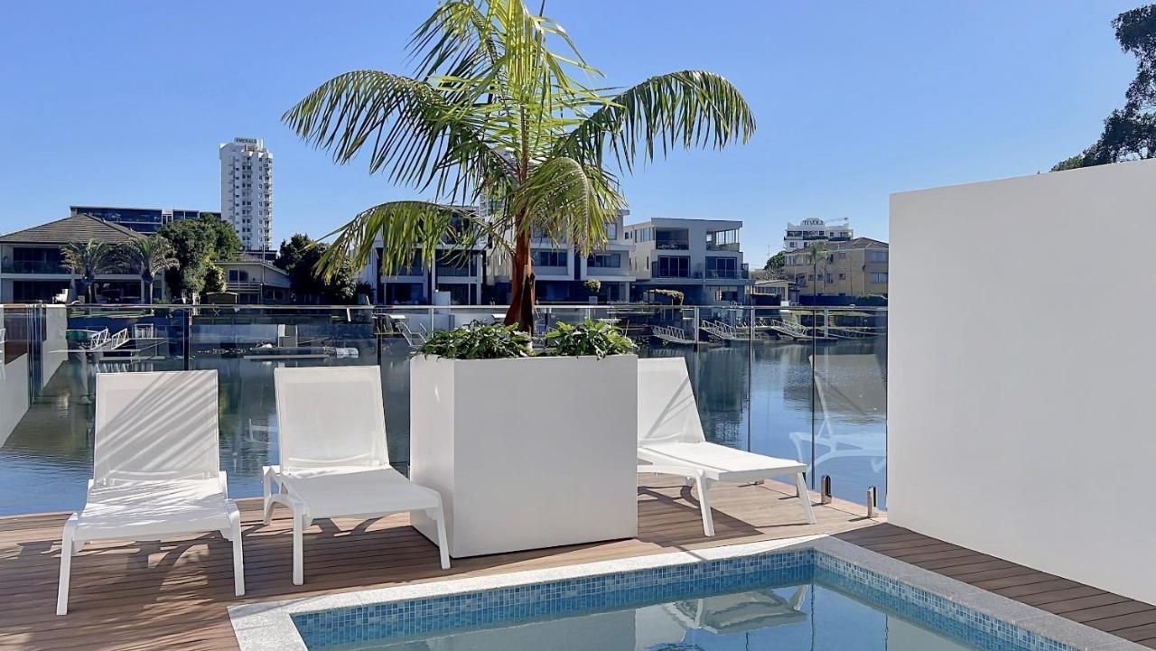 E.S. Surfers Paradise Apartment Gold Coast Exterior photo